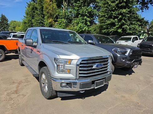 Used 2017 Ford F150 XLT w/ XTR Package AWD/4WD image 8