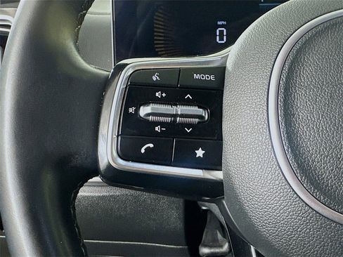 Certified 2025 Kia Sorento S w/ Panoramic Sunroof Package image 10