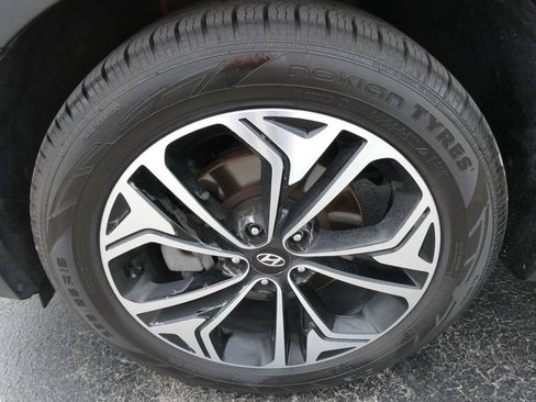 Used 2020 Hyundai Santa Fe Limited FWD image 11