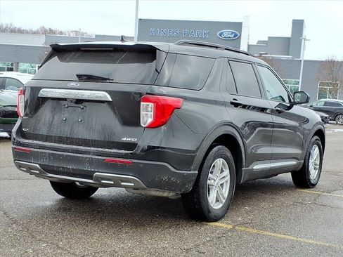 Certified 2023 Ford Explorer XLT w/ Equipment Group 202A image 7