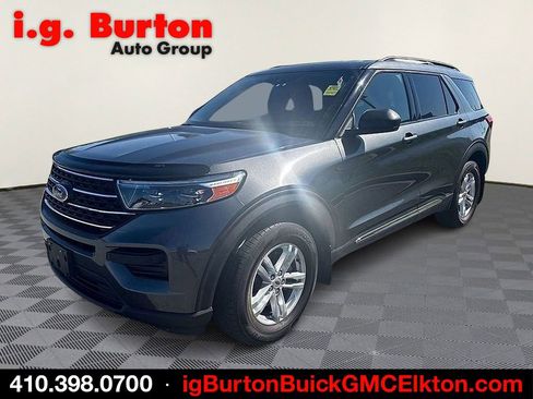 Used 2020 Ford Explorer XLT AWD/4WD image 3