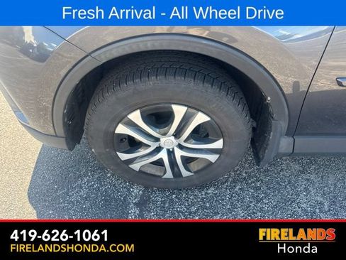 Used 2018 Toyota RAV4 LE w/ All Weather Liner Package AWD/4WD image 12