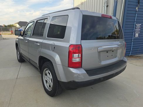 Used 2017 Jeep Patriot Sport w/ Power Value Group image 13
