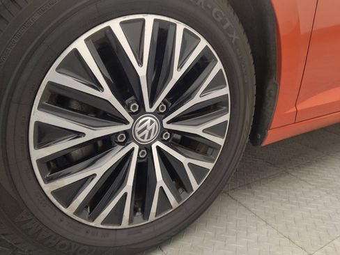 Used 2019 Volkswagen Jetta SE FWD image 31