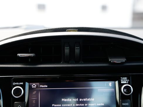 Used 2018 Subaru BRZ tS image 37