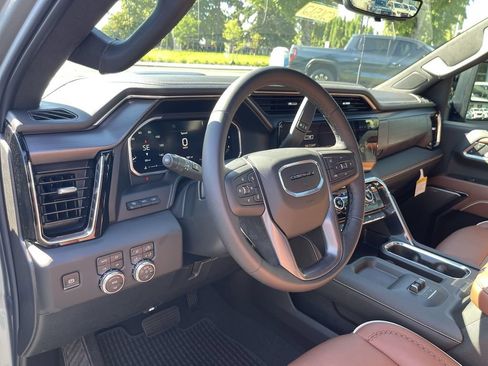 New 2026 GMC Sierra 3500 Denali Ultimate AWD/4WD image 10