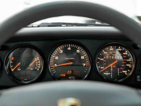 Used 1997 Porsche 911 Carrera RWD image 59