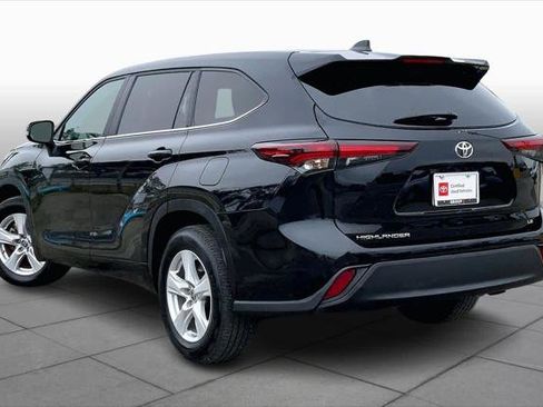 Certified 2024 Toyota Highlander LE image 12