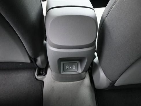 New 2025 Hyundai Elantra Sport image 82