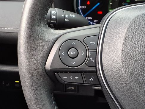 Used 2023 Toyota RAV4 XLE Premium image 28