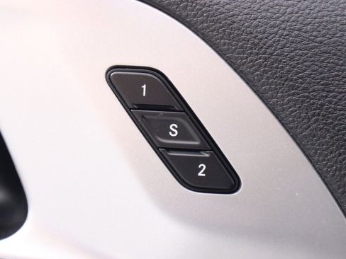 Used 2021 Chrysler Pacifica Touring-L w/ S Appearance Package image 26