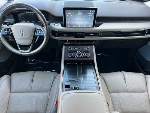 Certified 2021 Lincoln Aviator Reserve w/ Equipment Group 202A AWD/4WD image 12