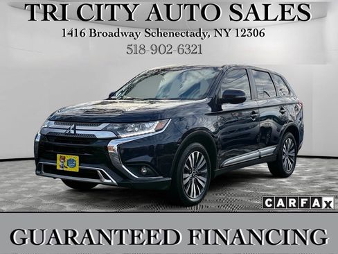 Used 2019 Mitsubishi Outlander SE image 1