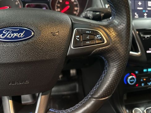 Used 2018 Ford Focus RS image 16