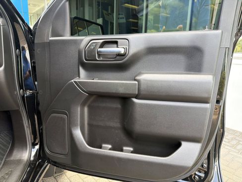Used 2020 Chevrolet Silverado 1500 Custom w/ Custom Value Package RWD image 25