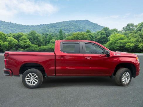 Used 2023 Chevrolet Silverado 1500 RST w/ Z71 Off-Road Package AWD/4WD image 21