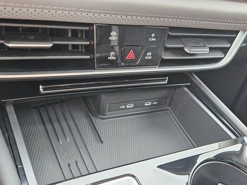 New 2026 Volkswagen Atlas Peak Edition image 24