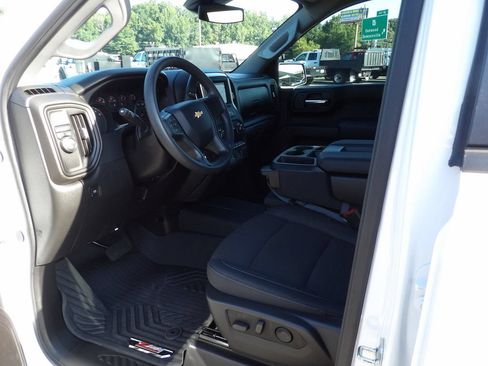 Used 2026 Chevrolet Silverado 1500 Custom RWD image 15