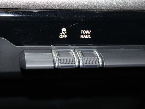 Used 2020 RAM 1500 Big Horn AWD/4WD image 39