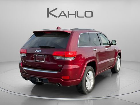 Used 2017 Jeep Grand Cherokee Overland w/ Jeep Active Safety Group image 4