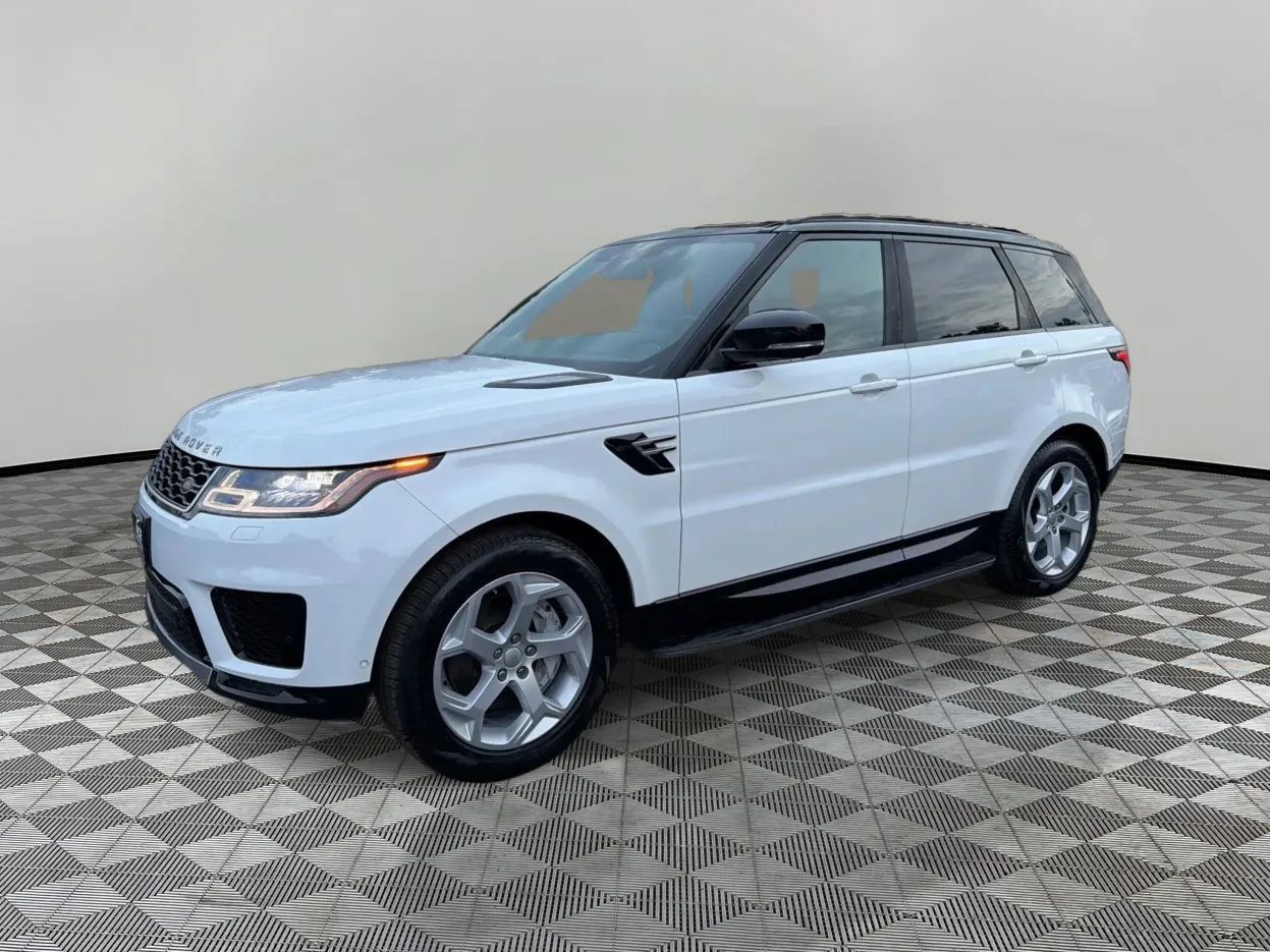 Used 2018 Land Rover Range Rover Sport HSE AWD/4WD image 2