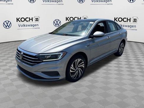 Used 2020 Volkswagen Jetta SEL FWD image 3