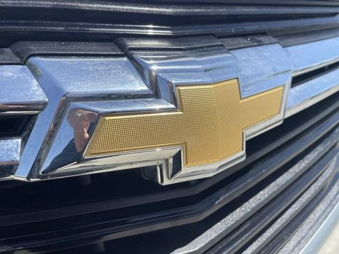 Used 2024 Chevrolet Equinox LT AWD/4WD image 30