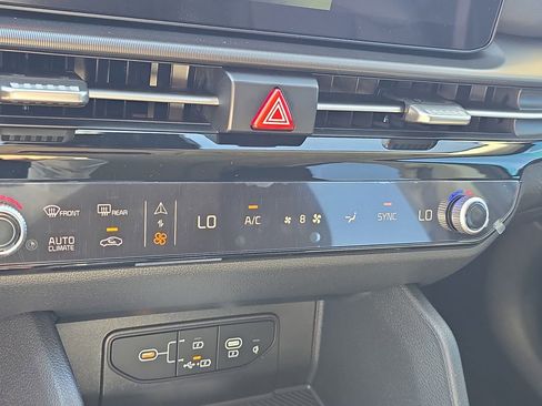 New 2026 Kia Sportage EX FWD image 27