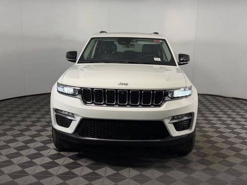 Certified 2023 Jeep Grand Cherokee 4WD 4xe w/ Luxury Tech Group II image 6