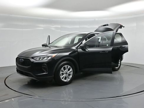 Certified 2024 Ford Escape Active w/ Cold Weather Package image 32