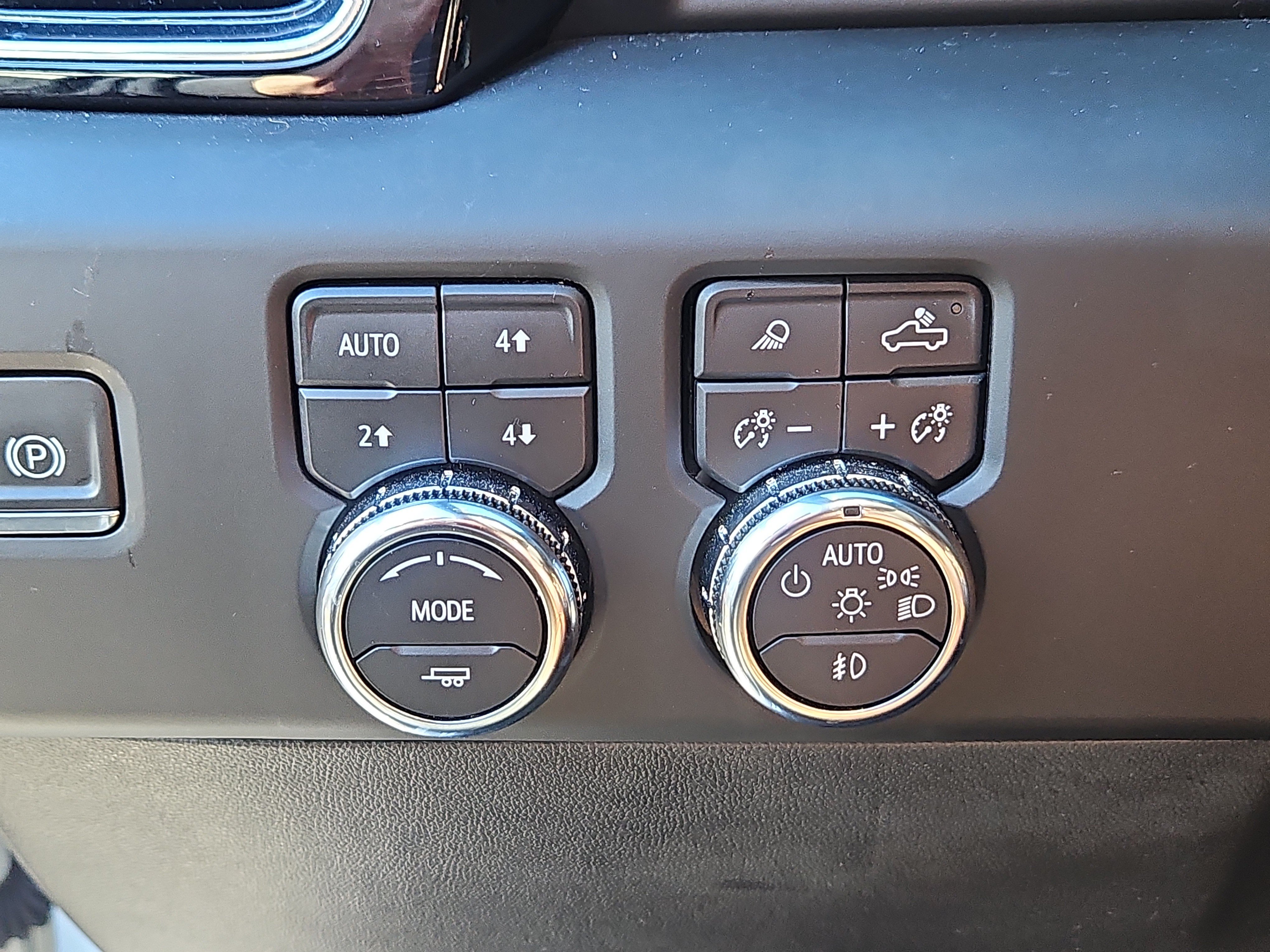 Used 2024 GMC Sierra 1500 Denali Ultimate AWD/4WD image 12