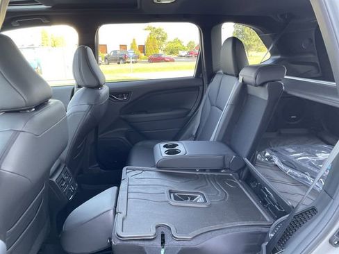 Certified 2025 Subaru Forester Limited AWD/4WD image 15