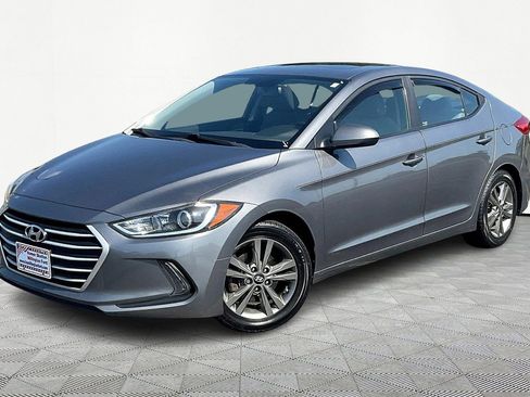 Used 2018 Hyundai Elantra Value Edition image 2