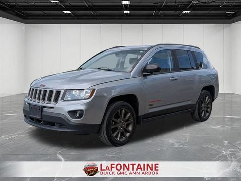 Used 2016 Jeep Compass 75th Anniversary w/ Power Value Group FWD image 4