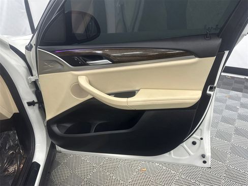 Used 2022 BMW X3 sDrive30i w/ Premium Package 2 image 16