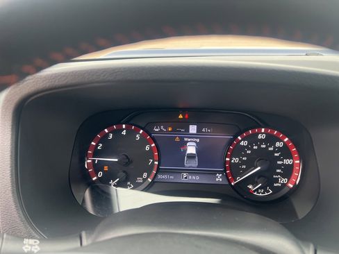 Used 2023 Nissan Frontier PRO-4X w/ Pro-4X Premium Package image 14