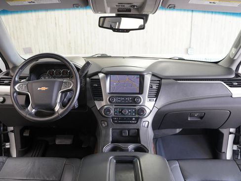 Used 2015 Chevrolet Tahoe LT RWD image 17