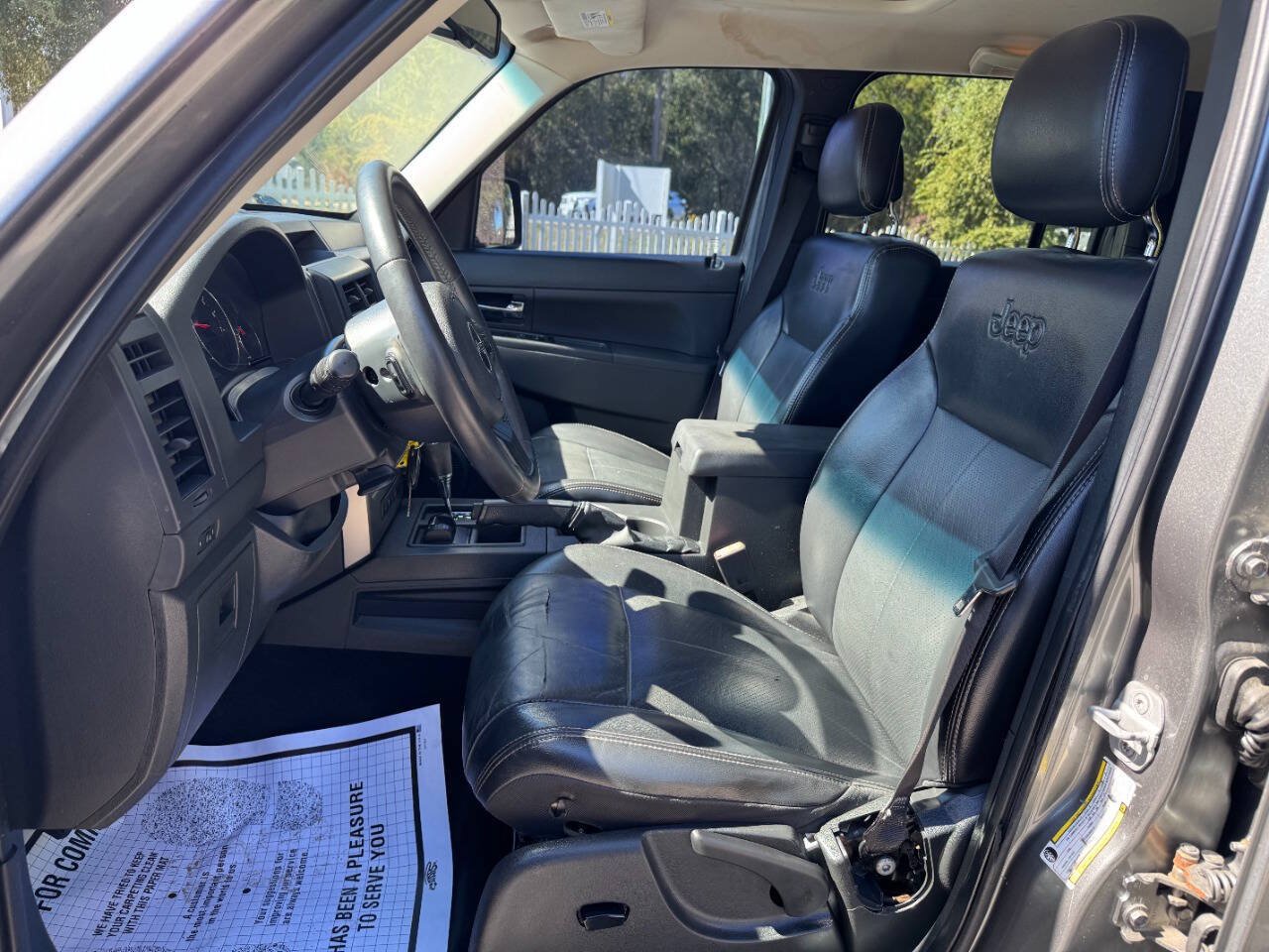 Used 2012 Jeep Liberty Sport AWD/4WD image 12