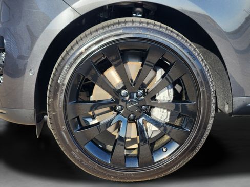 New 2026 Land Rover Range Rover Sport SE AWD/4WD image 30