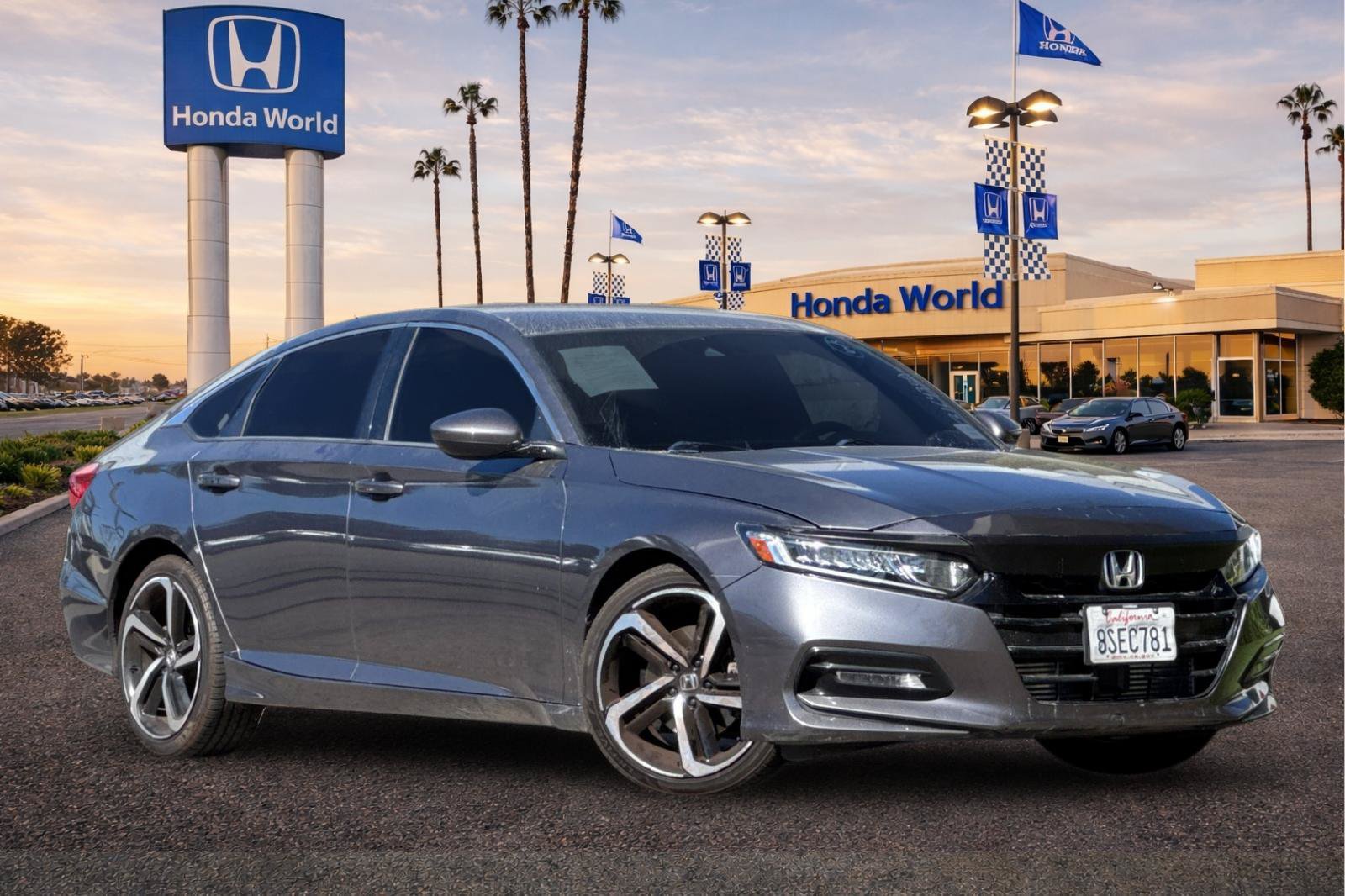 Used 2019 Honda Accord Sport image 2