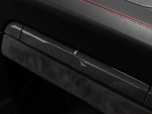 Used 2015 Porsche 911 Carrera GTS image 28