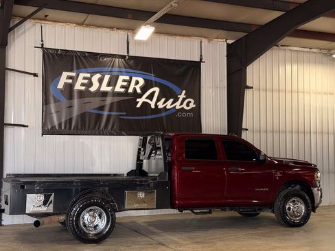 Used 2019 RAM 3500 Tradesman w/ Chrome Appearance Group AWD/4WD image 22