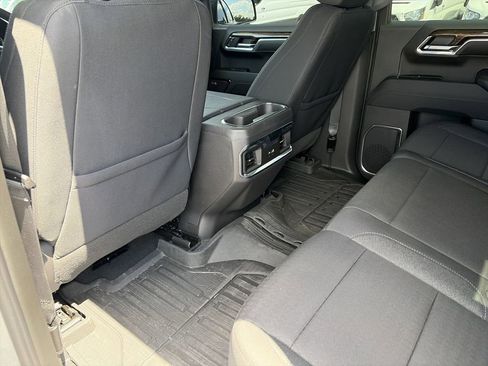 Used 2024 GMC Sierra 1500 Elevation w/ Preferred Package AWD/4WD image 31