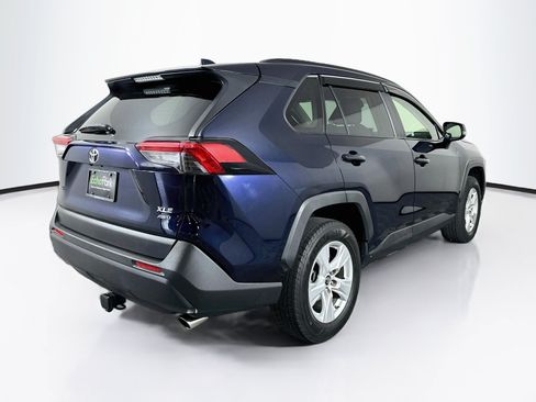 Used 2019 Toyota RAV4 XLE w/ Convenience Package AWD/4WD image 9