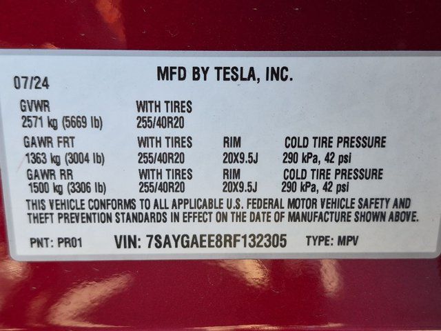 Used 2024 Tesla Model Y Long Range AWD/4WD image 25