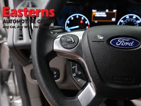Used 2021 Ford Transit Connect XLT FWD image 15