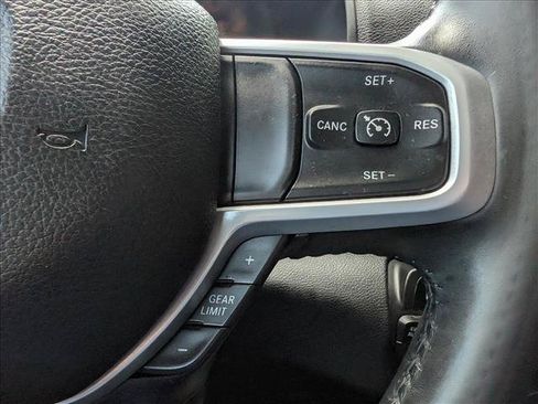 Used 2021 RAM 1500 Big Horn AWD/4WD image 33