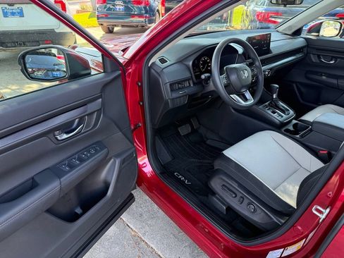 Used 2026 Honda CR-V EX image 11
