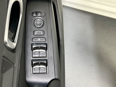 Used 2023 Honda Civic Sport image 17