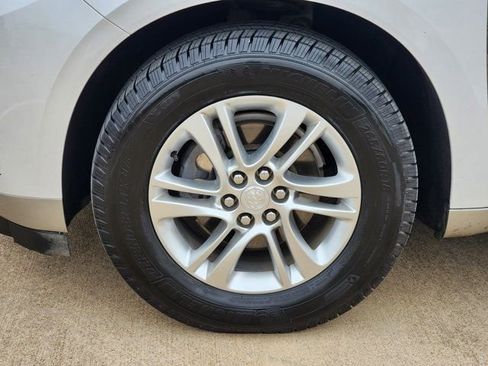 Used 2018 Buick Enclave Essence w/ Trailering Package image 17